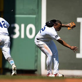 Red Sox outfielder receives eight stitches following scary collision 