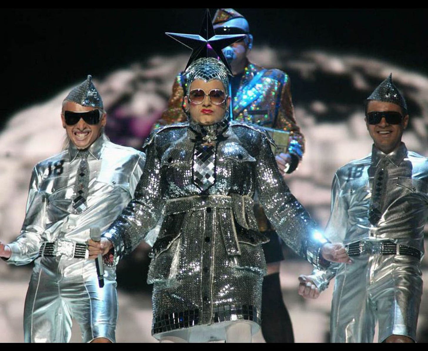 Gaitana opted for a space theme when they performed for the Ukraine back in 2007