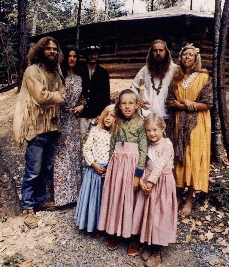 1970s "pioneer" back-to-the-landers