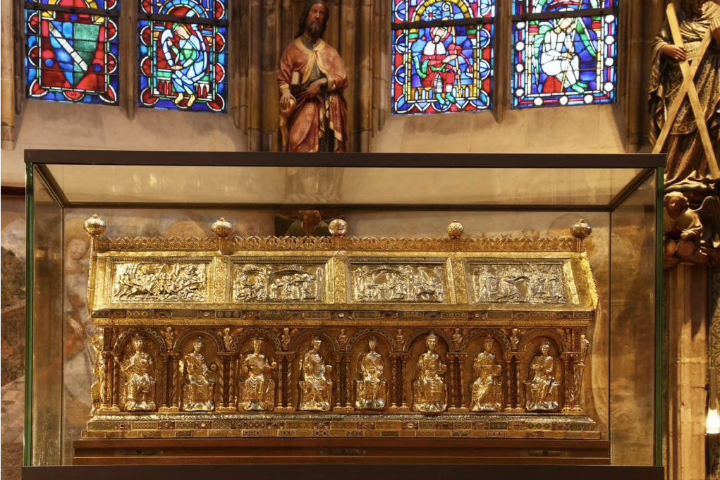 Mobilier religieux: la chasse de Charlemagne, cathédrale d'Aix-la-Chapelle