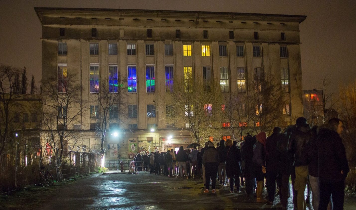 Berghain: Vollständiges Line-Up für Silvester 2023 veröffentlicht - DJ LAB