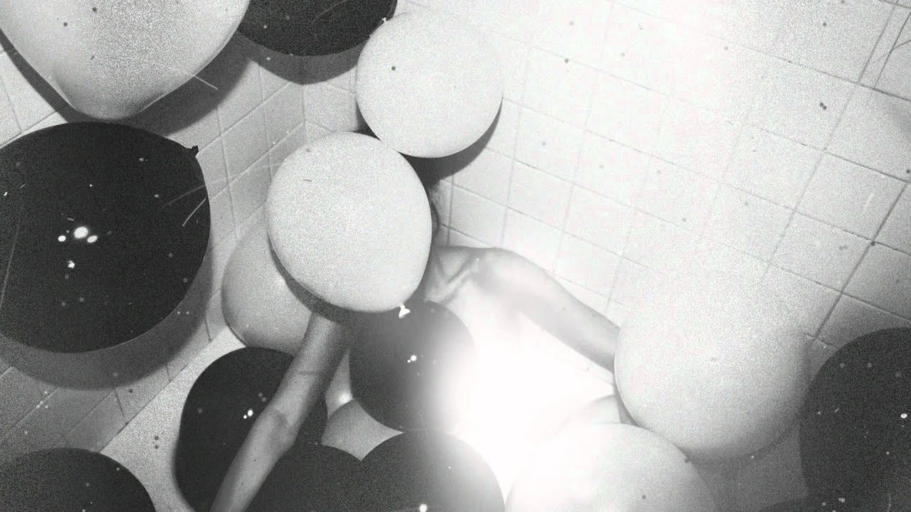 The Weeknd - House Of Balloons / Glass Table Girls