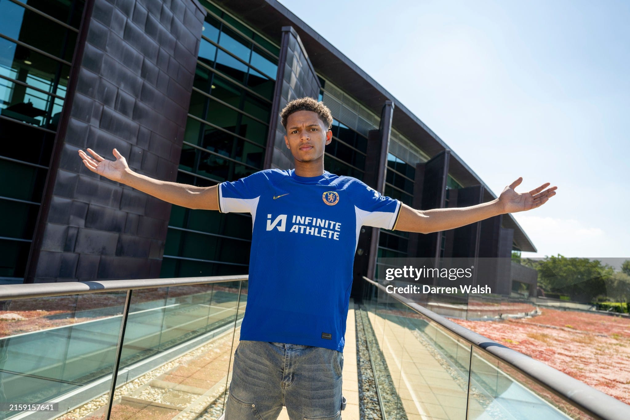 Chelsea Unveil New Signing Omari Kellyman