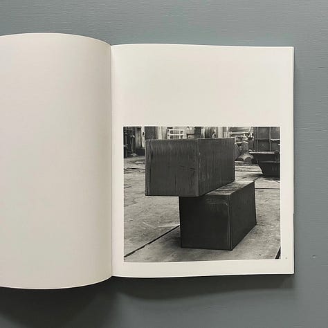 Richard Serra: Forged Steel, Texts by Richard Serra and Richard Shiff, Designed by McCall Associates, David Zwirner Books, New York, NY / Steidl, Göttingen, 2016 [Saint-Martin Bookshop, Bruxelles-Brussel. Art: © Richard Serra / ARS, New York]