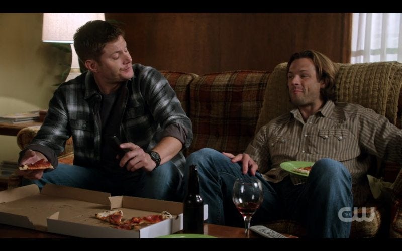 supernatural 1206 winchester brothers eating pizza supernatural 1206 winchester brothers eating pizza