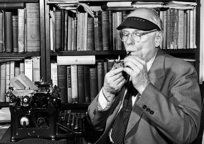 Chicago. History of Economic Thought. Frank Knight, 1946 - Economics in the  Rear-View Mirror
