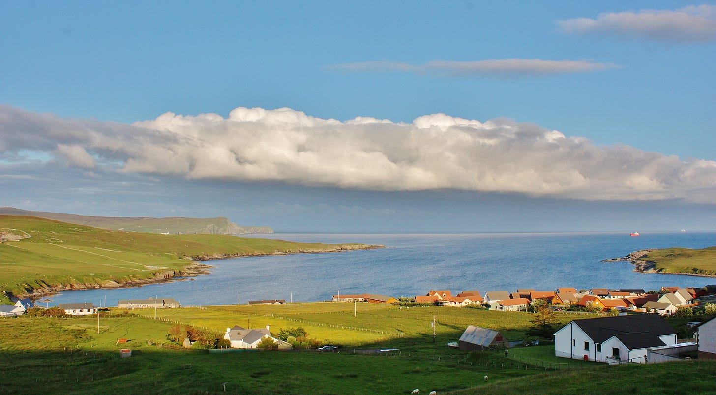 By Ronnie Robertson - Gulberwick IMG_3157, CC BY-SA 2.0, https://commons.wikimedia.org/w/index.php?curid=55786588