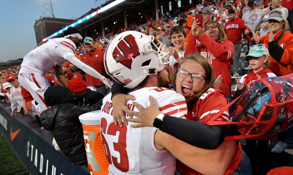 Wisconsin Badgers football offensive lineman Tanor Bortolini