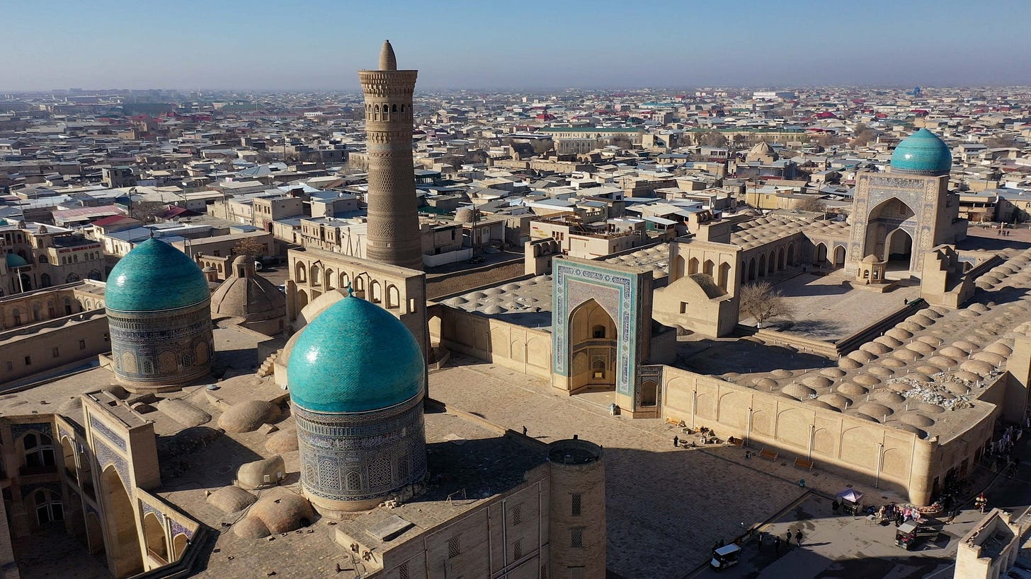 Women and Roads: The Way to Yourself - Uzbekistan