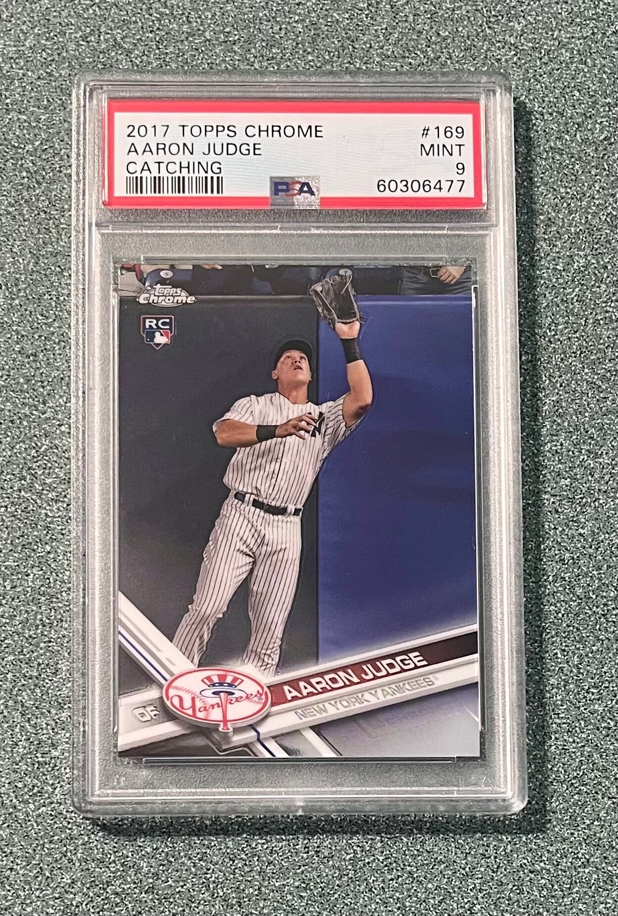 Aaron Judge New York Yankees 2017 Topps Chrome #169 TAG Authenticated 9 Rookie Card
