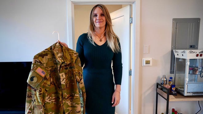 Jo Ellis, a trans pilot, sues Matt Wallace over DC crash rumors