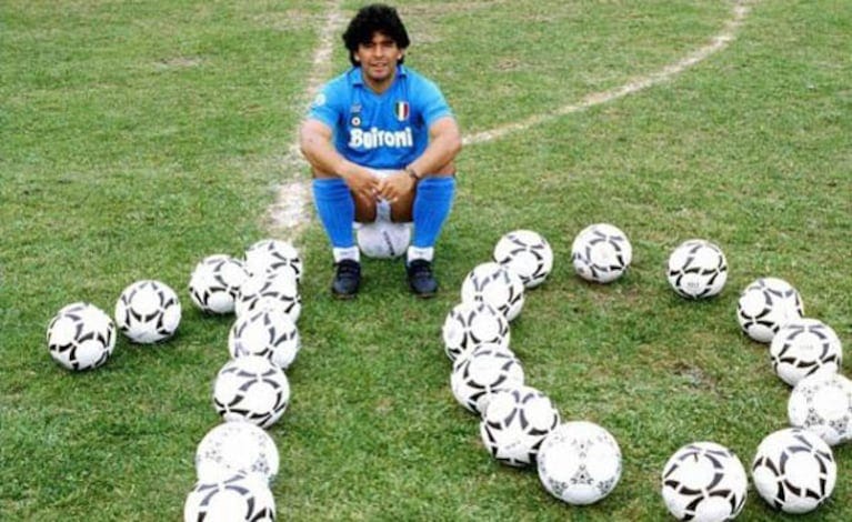 Hace 25 años, Maradona conquistaba Italia con el Nápoli | TN