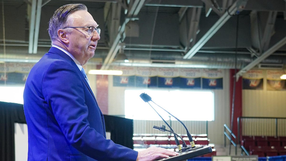 Newfoundland abandons equalization court challenge