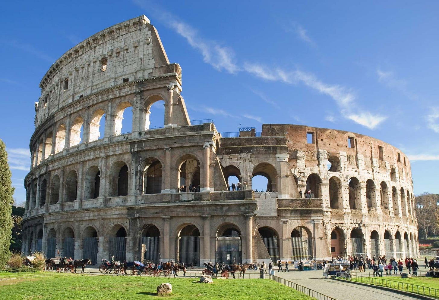 Colosseum | Definition, Characteristics, History, & Facts ...