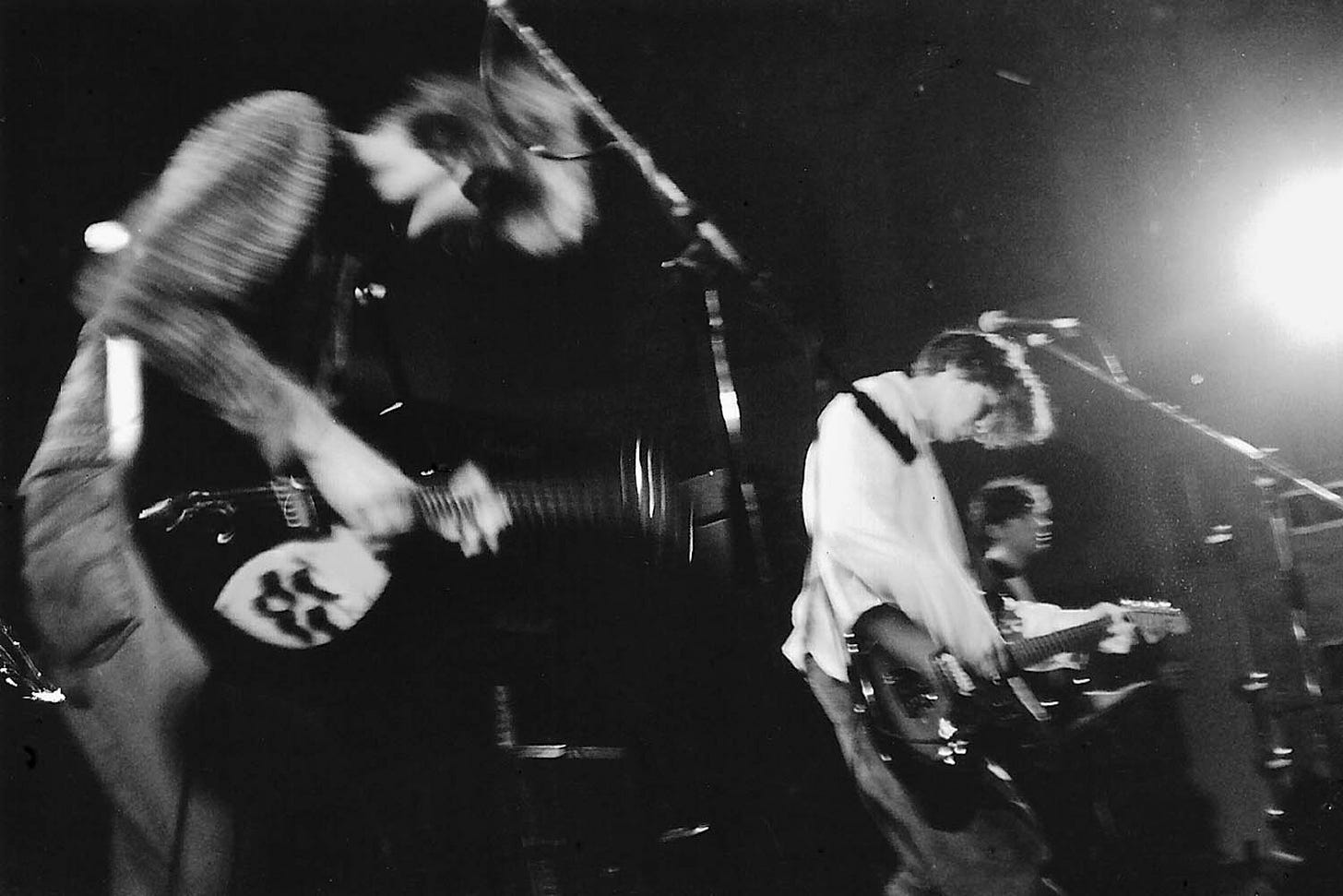 History and Transcendence of the Shoegaze Music Genre | Sound of Life |  Powered by KEF