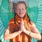 Hannah Banana Creates's avatar