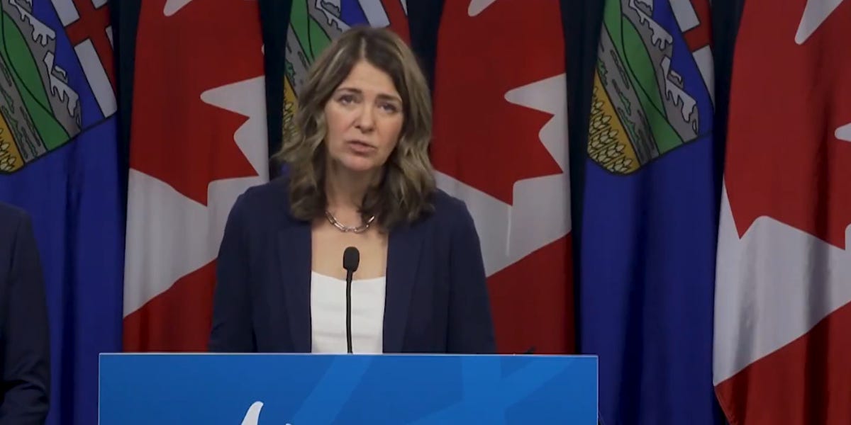 Alberta unveils public-private healthcare model to cut wait times