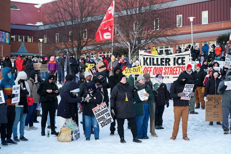 Shooting of Alex Pretti in Minneapolis has put America's gun lobby at odds  with the White House