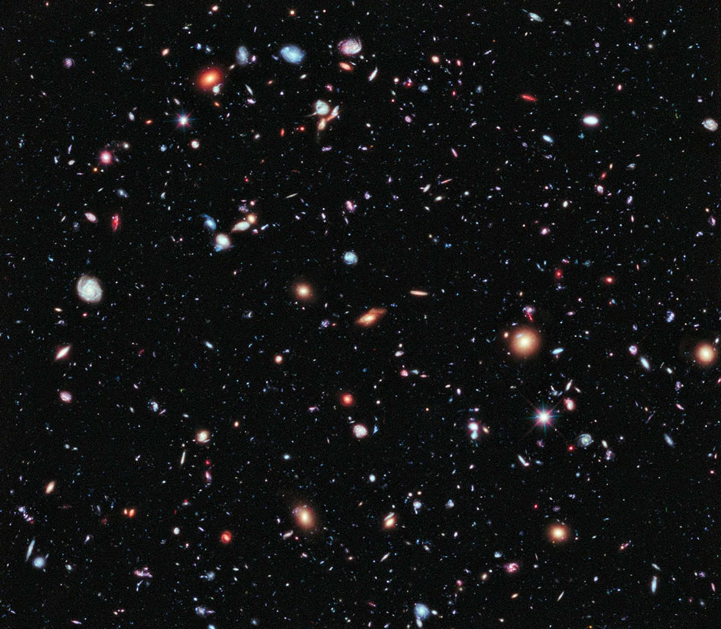 Hubble eXtreme Deep Field (XDF) Hubble eXtreme Deep Field (XDF)