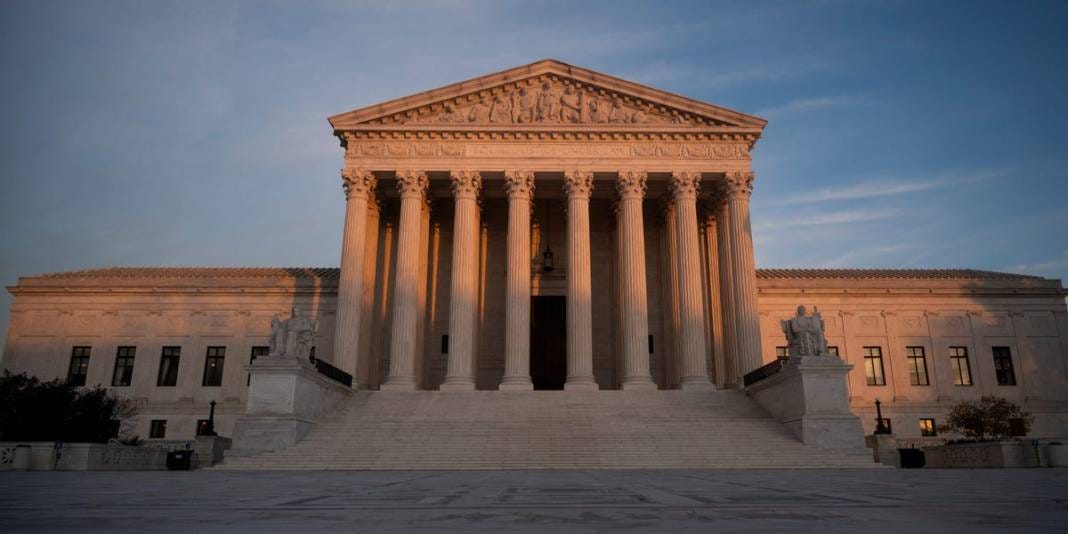 SCOTUS Blocks Biden's Vaccine-or-Testing Mandate for Giant ...