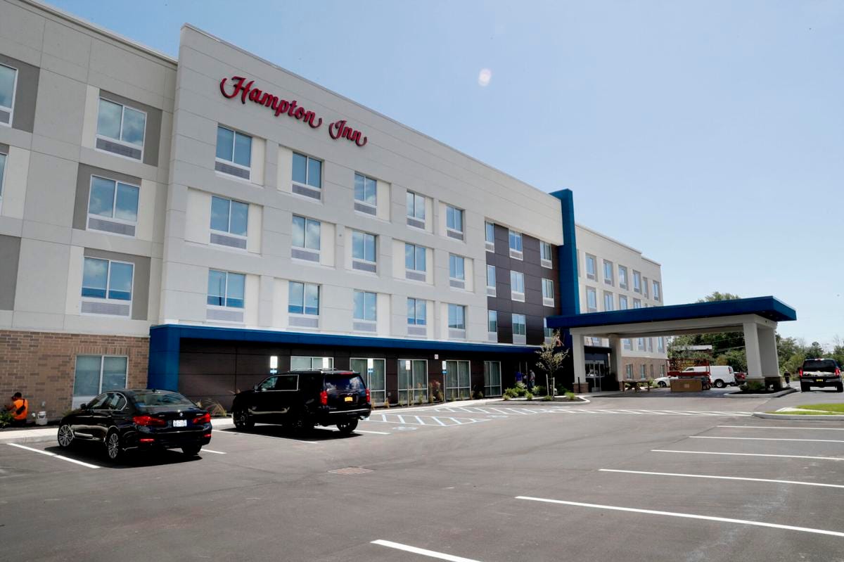 New Amherst Hampton Inn New Amherst Hampton Inn