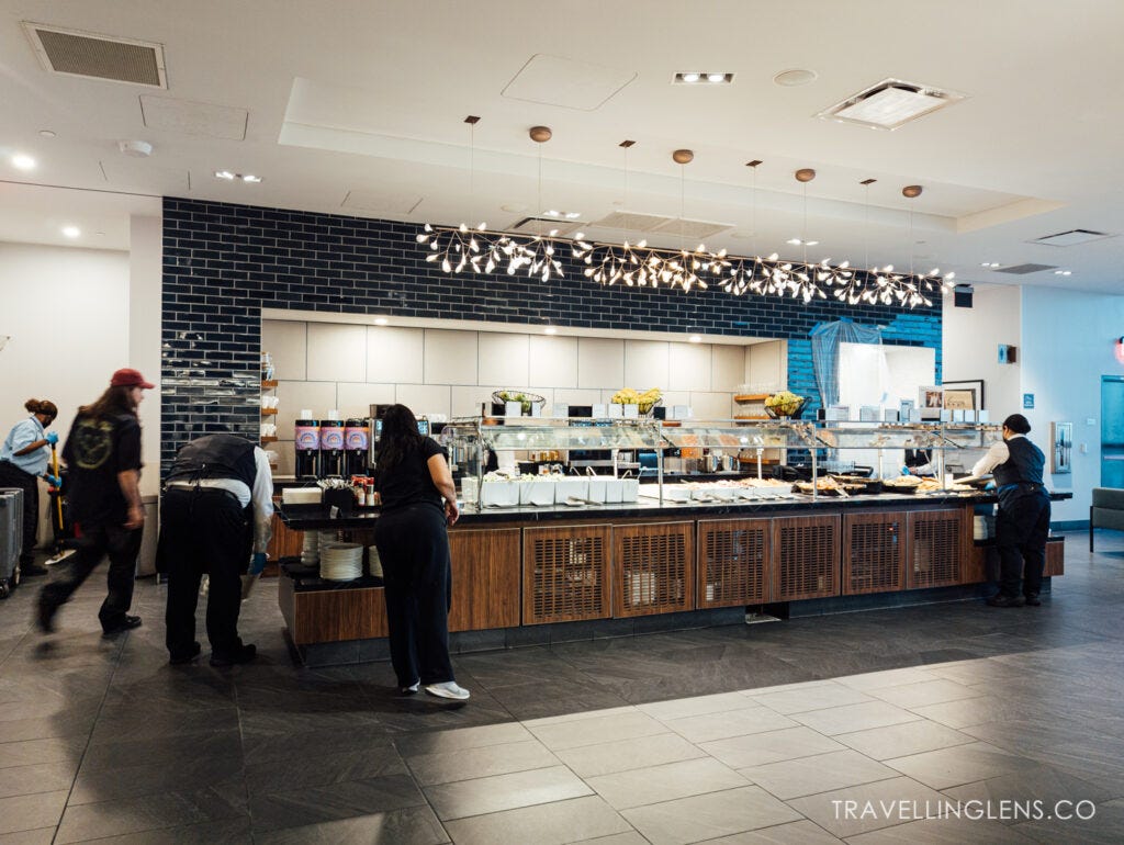 Las Vegas airport Amex Centurion Lounge, dining.
