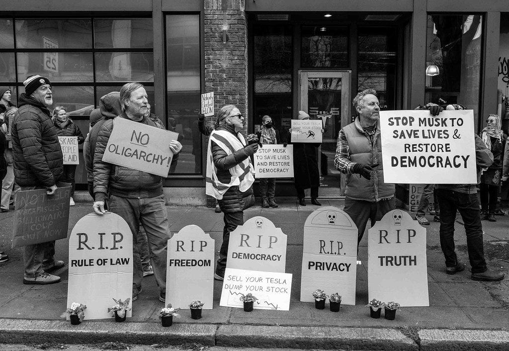 photo credit: Elliot Stoller