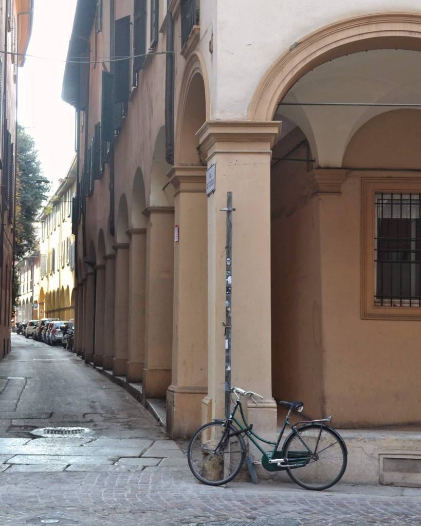 Eating Our Way Around Bologna | Our Mini-Moon Part I