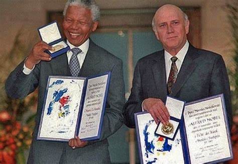 Nelson Mandela and FW de Klerk receive the Nobel Peace Prize – Nelson ...