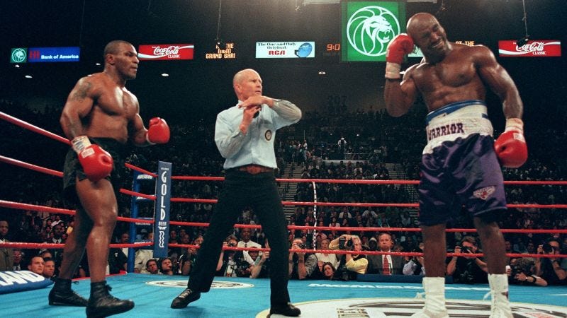 Luta que marcou o mundo do boxe nos anos 90, Tyson vs Holyfield pode se  repetir | Clic Camaquã