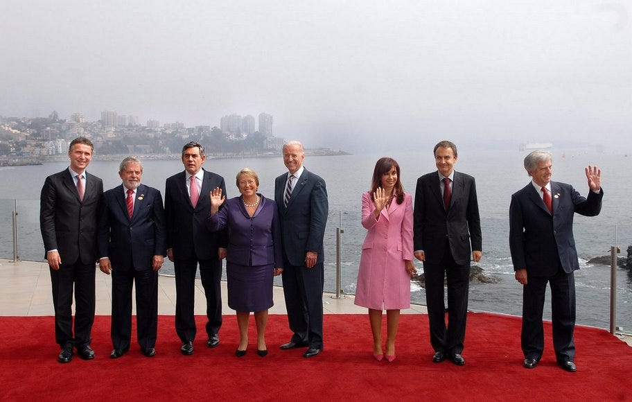 File:Leaders group photo, Policy Network, April 6 2009.jpg - Wikimedia  Commons