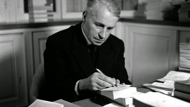 Simone, Edwarda ou por uma aprovação ilimitada da vida na obra de Georges  Bataille - Jornal Opção