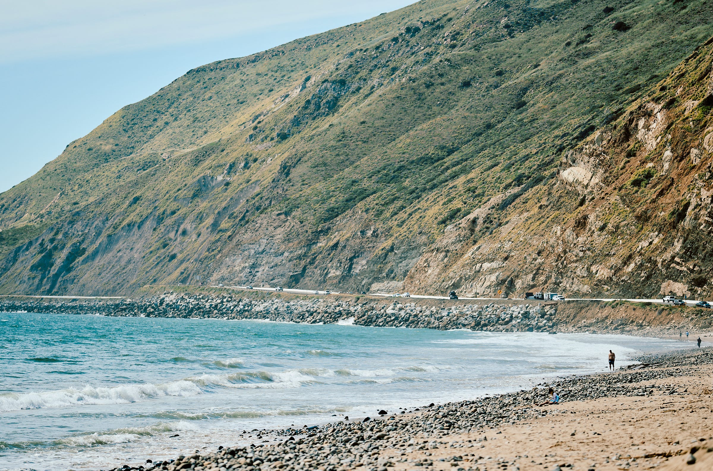 Landscape photo of Thornhill Broome Beach with the PCH in the background