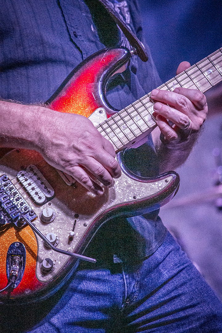 Roy Lee, "Richie Sambora," Blaze of Glory