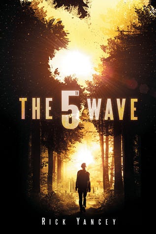 The 5th Wave (The Fifth Wave, #1) The 5th Wave (The Fifth Wave, #1)