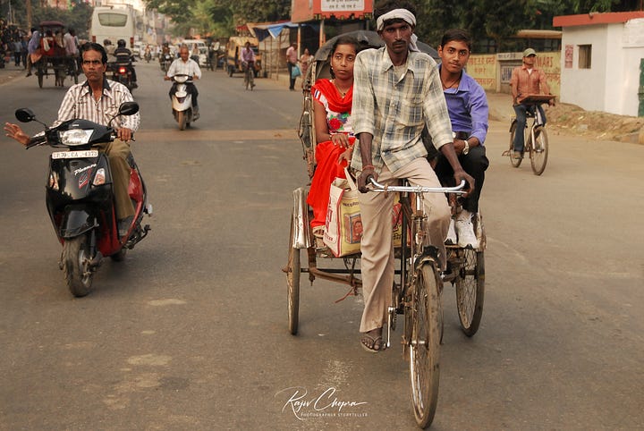 People on the street in Allahabad