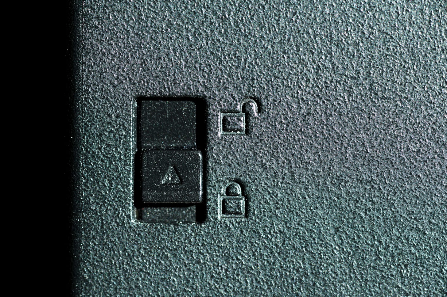 Split Lock Method Investigating Split Locks on x86-64 - by Chester Lam