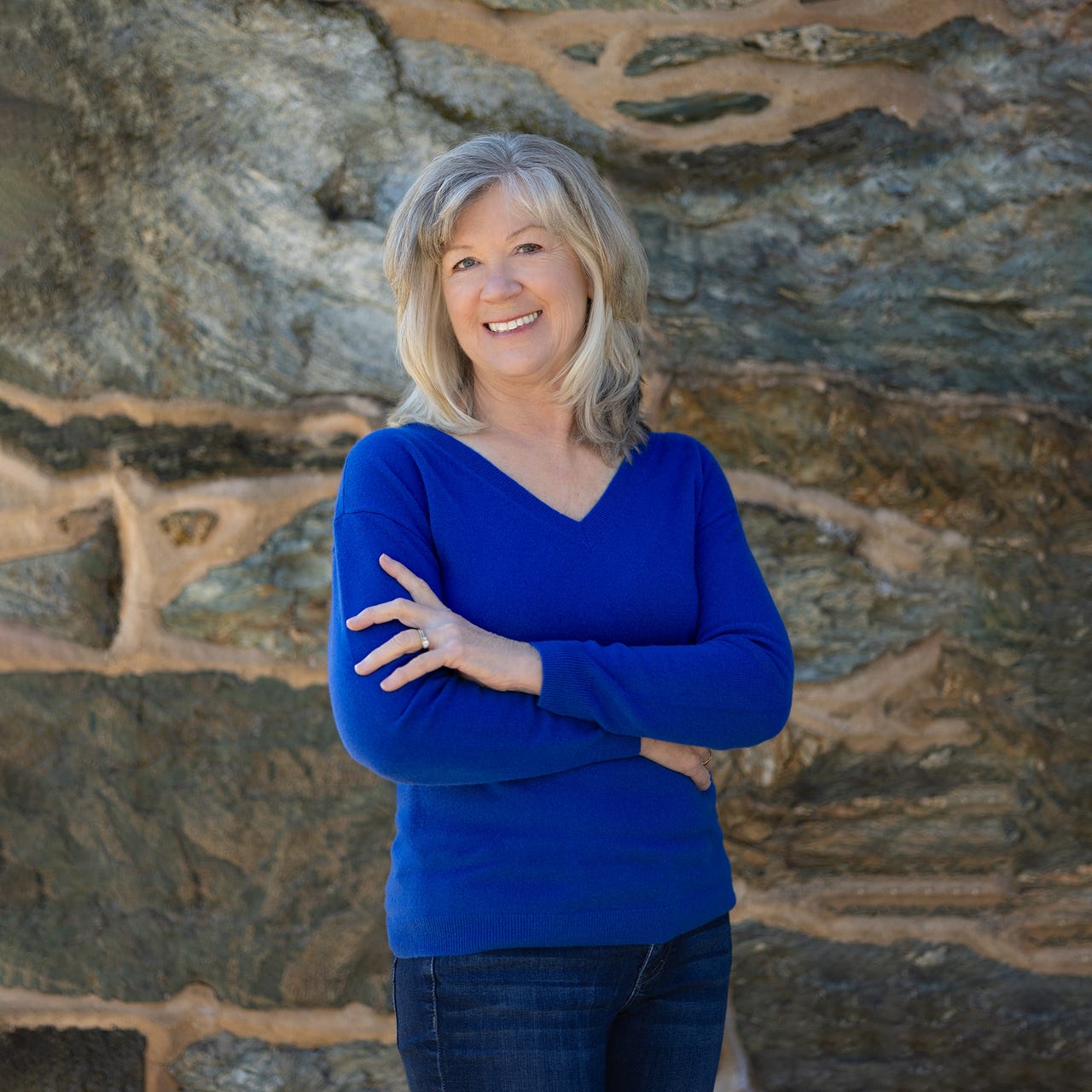 Lisa Trovillion, author