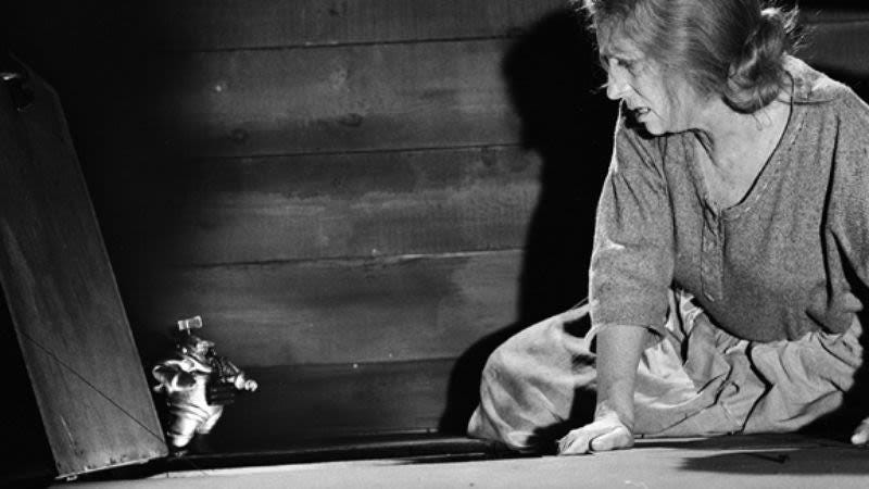 rod serling favorite twilight zone episodes invaders with agnes moorehead rod serling favorite twilight zone episodes invaders with agnes moorehead