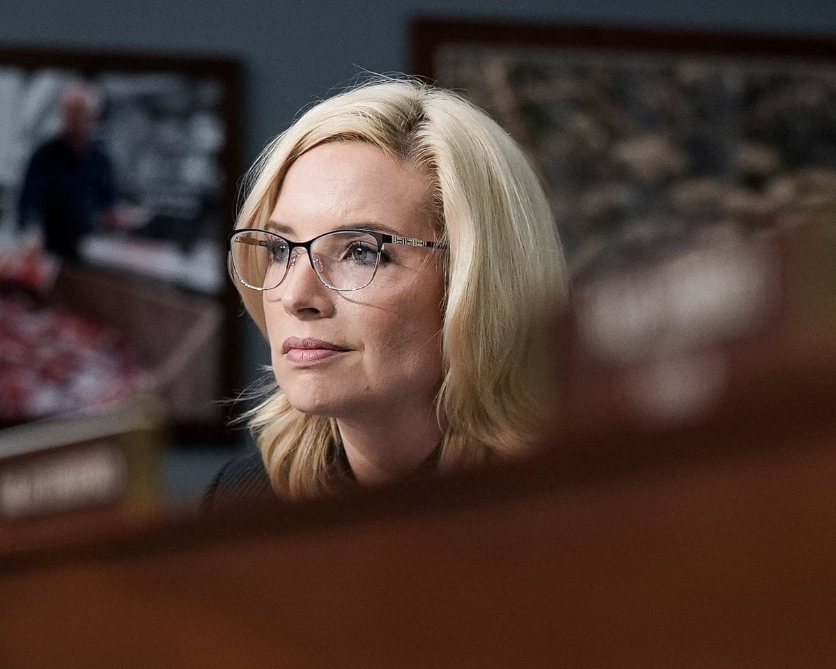 Republican Iowa congresswoman booed at town hall over Trump policies | Republicans | The Guardian Republican Iowa congresswoman booed at town hall over Trump policies | Republicans | The Guardian