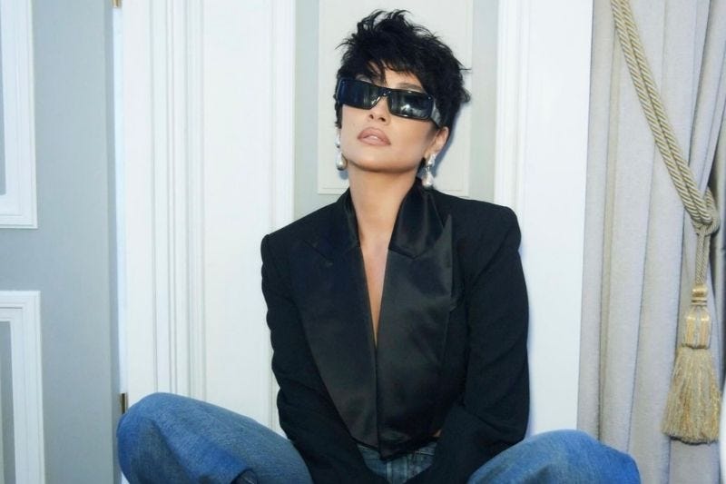 Shay Mitchell, yeni saç stiliyle Kris Jenner'a benzetildi! - Instyle Türkiye