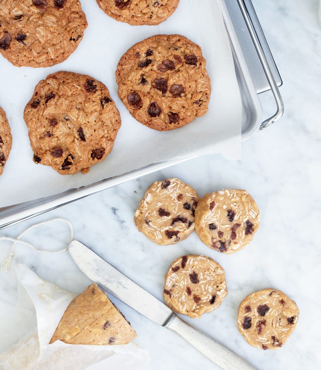 slice-and-bake-oatmeal-raisin-cookies-646