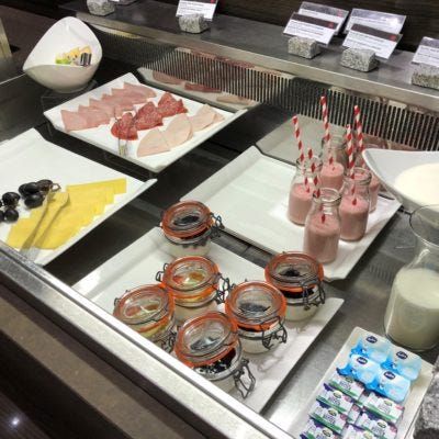 Air Canada Maple Leaf Lounge T2B LHR