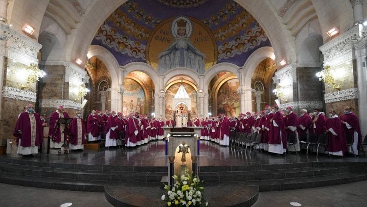 France, the Latin Mass, and Pope Leo’s Quiet Strategy