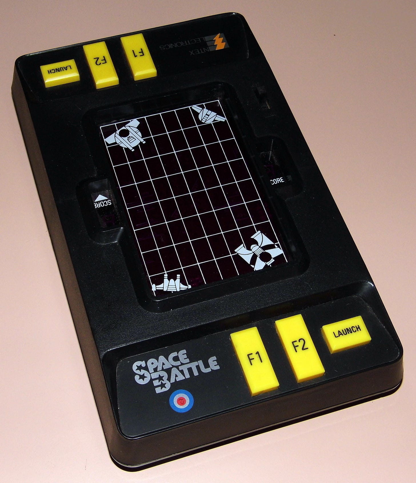 File:Entex Space Battle, Model 6004, Made In Taiwan, Copyright 1979  (Electronic Handheld Game).jpg - Wikimedia Commons