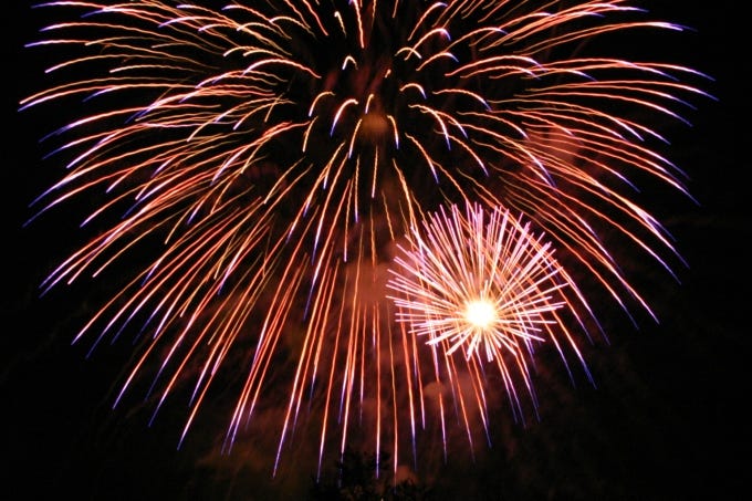 fireworks_in_san_jose_california_2007_07_04_by_ian_kluft_img_9618 fireworks_in_san_jose_california_2007_07_04_by_ian_kluft_img_9618
