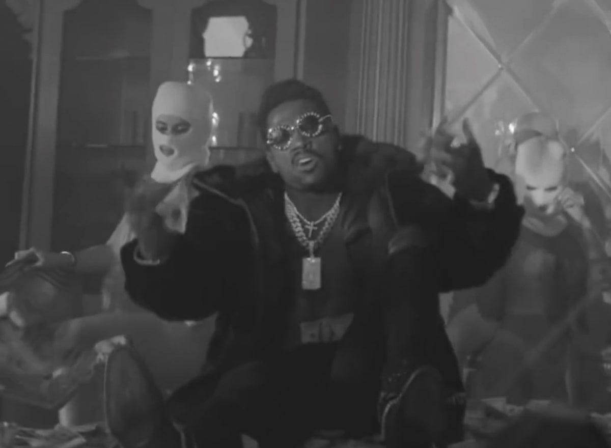Antonio Brown Drops Rap Video, Whole Lotta Ass!