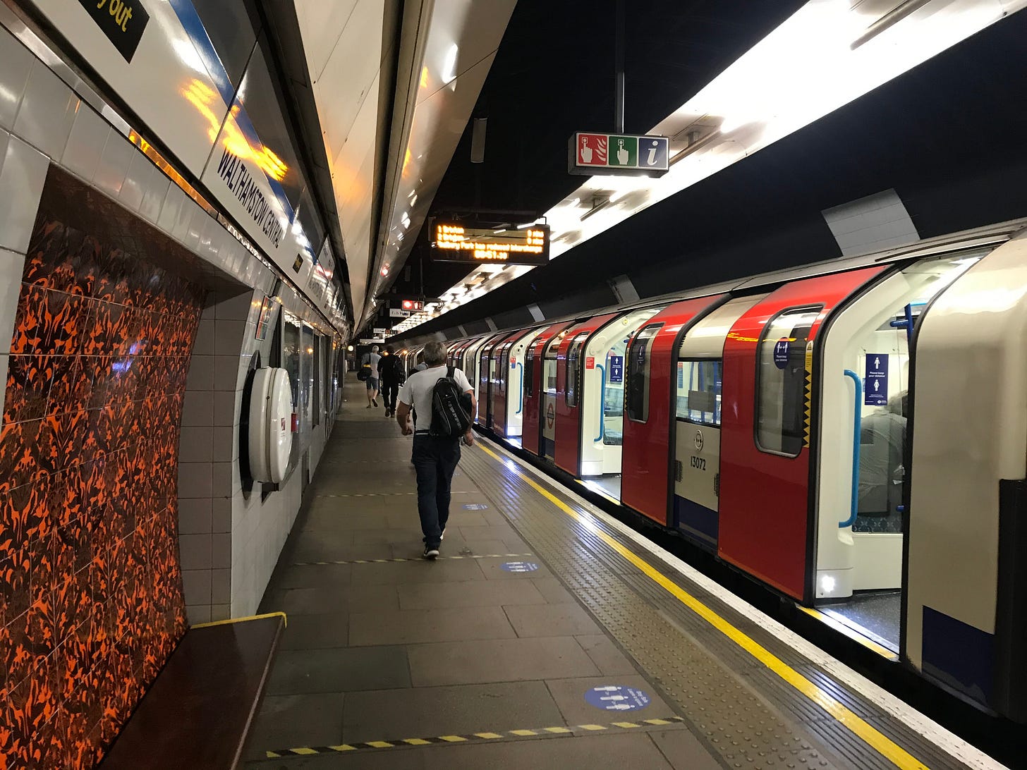 Photo of a Victoria line platform at Walthamstow Central with Victoria line train waiting. Photo of a Victoria line platform at Walthamstow Central with Victoria line train waiting.