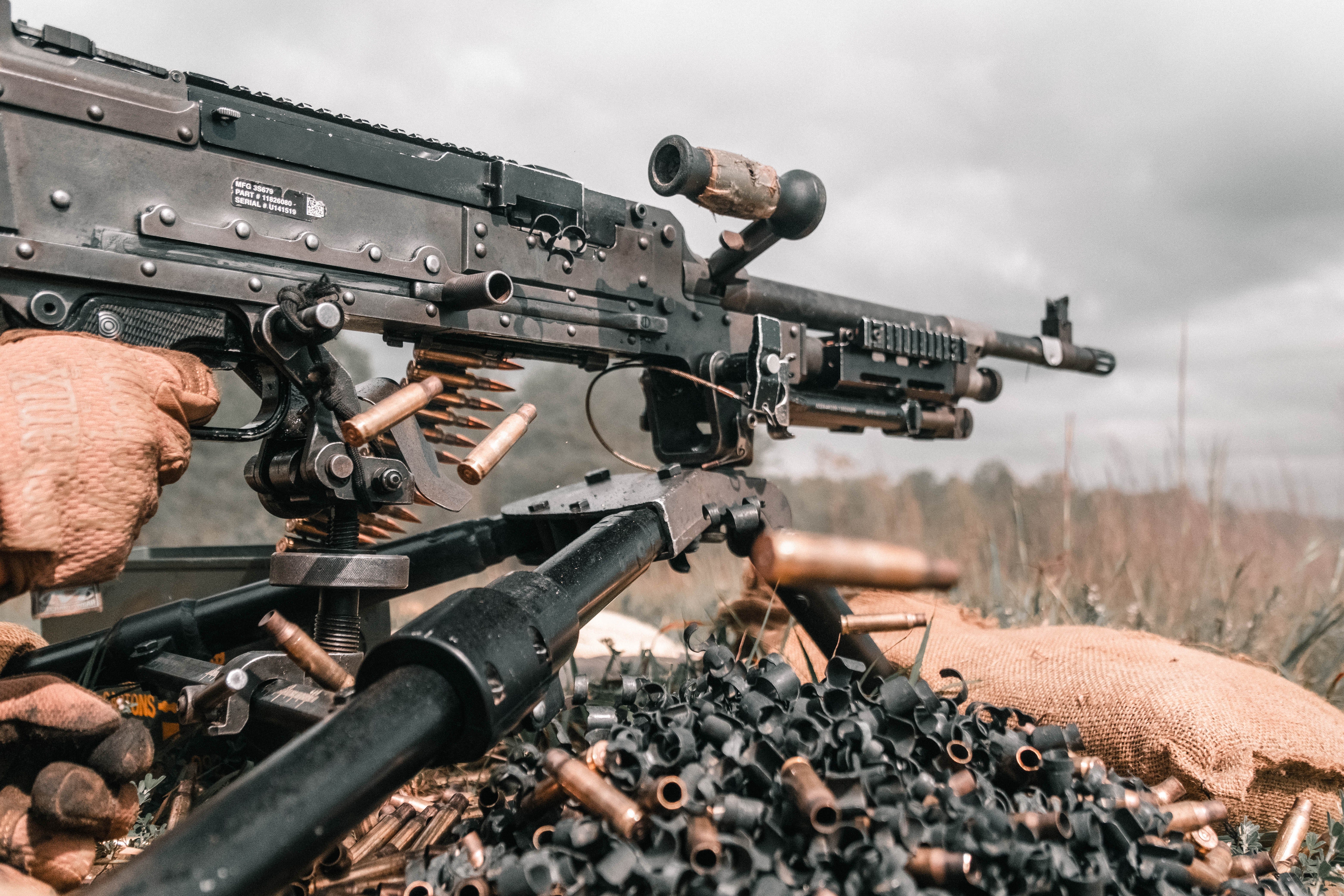 Fuzileiros norte-americanos treinam com M240 "Bravo" no Estado da Virgínia