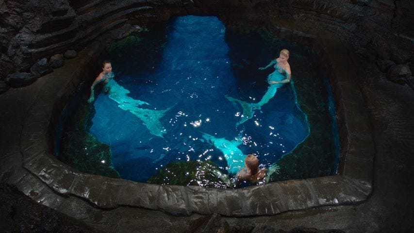 The Mermaid Guru: 'Mako Mermaids' Episode 1 Review: 'Outcasts' The Mermaid Guru: 'Mako Mermaids' Episode 1 Review: 'Outcasts'